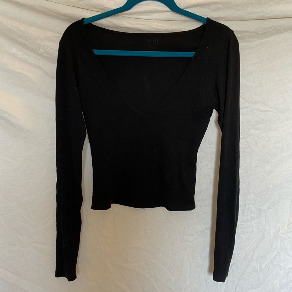 Deep v-neck long sleeve